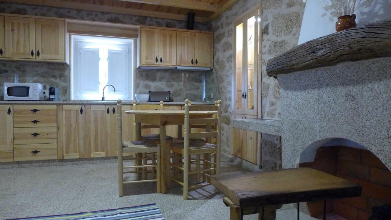 Casas Da Villa - Monsanto - Oliveira E Videira Relva  المظهر الخارجي الصورة
